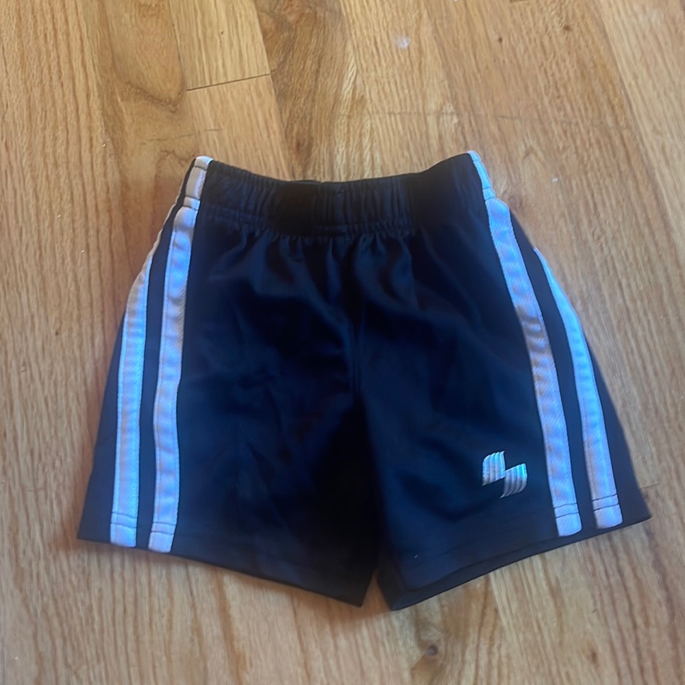 Basketball shorts